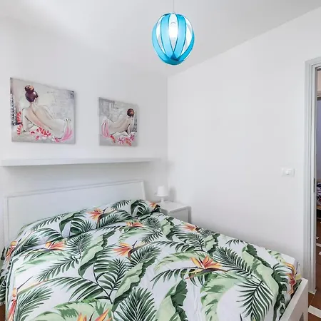 Pescoluse 아파트 *